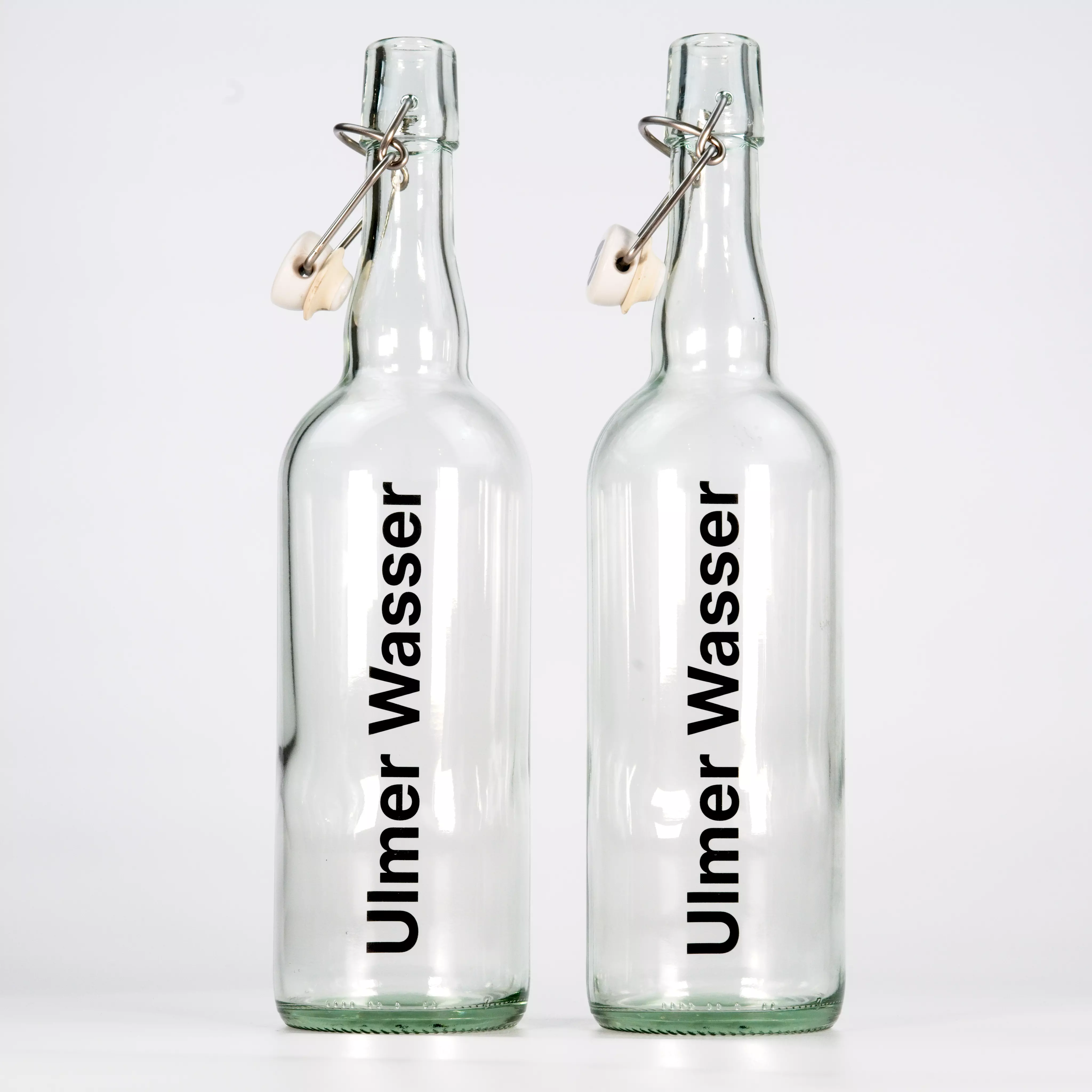 Flasche Ulmer Wasser